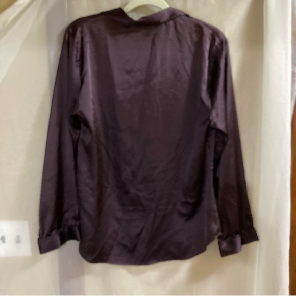 Victoria’s Secret sleep top - Picture 3 of 7